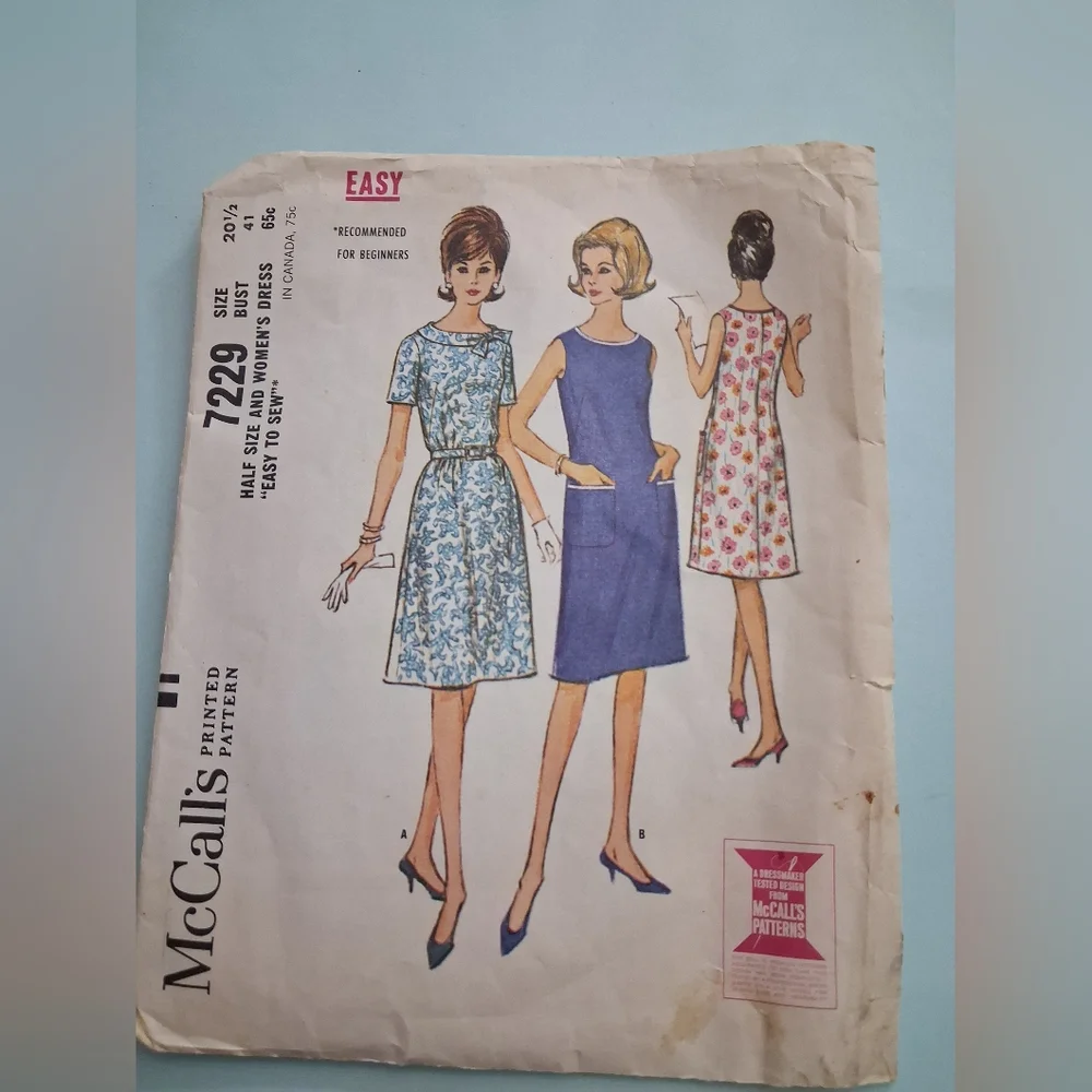 Vintage Sewing Pattern - Picture 1 of 3